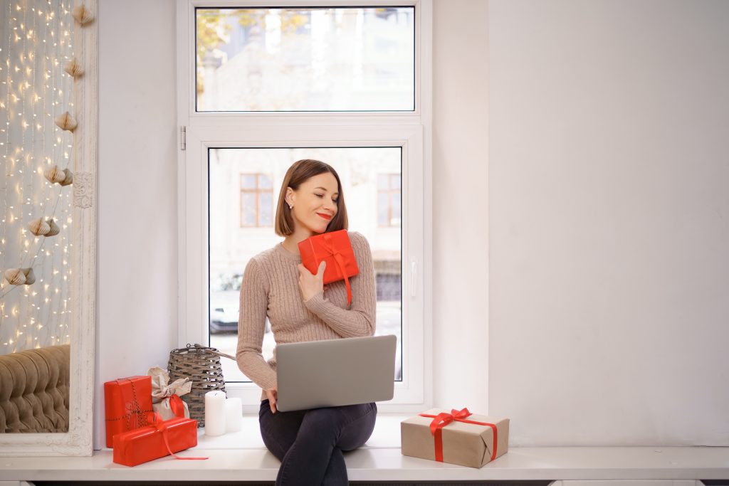 5 Virtual Employees Engagement Ideas For Christmas To Keep Your Team Motivated